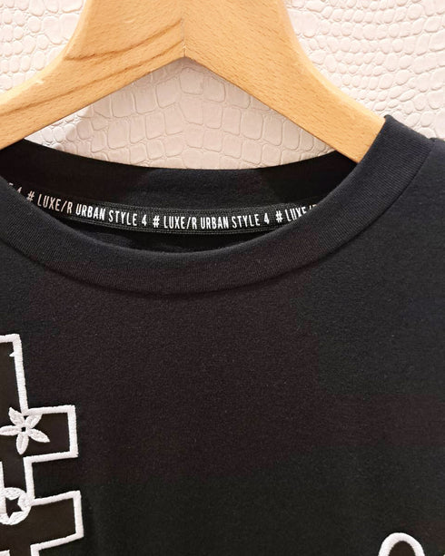 【LUXE/R】モノグラム調　PU生地、貼り付け長袖Tシャツ